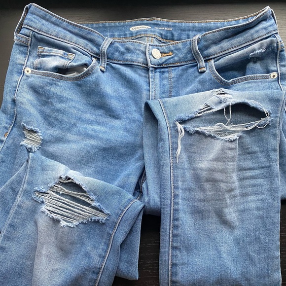 Ripped jeans - Picture 2 of 4